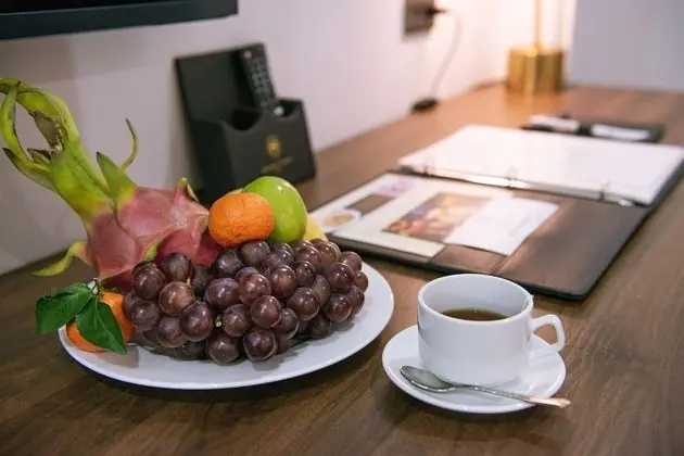 Üç Kişilik Oda