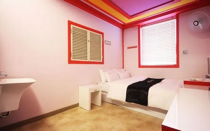 Oda (Single room - standard room (simple b)