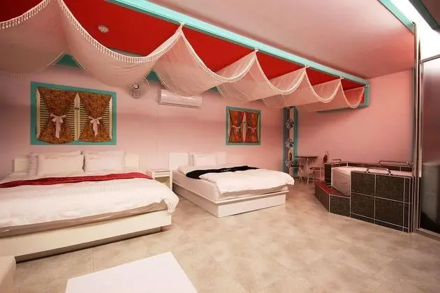 Oda (Suite Room (2 Beds/Convenient Breakfa)