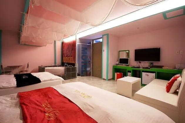 Oda (Suite Room (2 Beds/Convenient Breakfa)