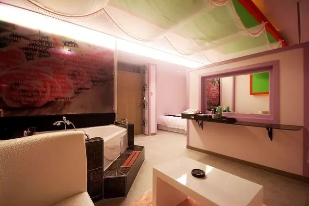 Oda (Suite Room (2 Beds/Convenient Breakfa)