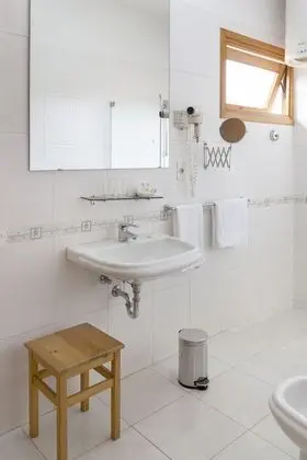 Comfort Tek Büyük Yataklı Oda, 1 Çift Kişilik Yatak, Bahçe Manzaralı
