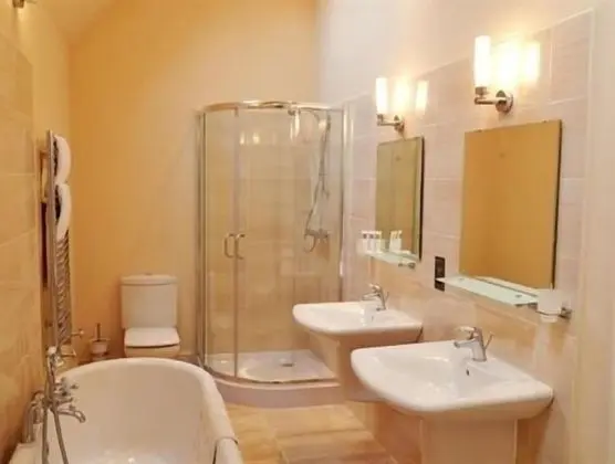 Tek Büyük Yataklı Oda (Sherringham)