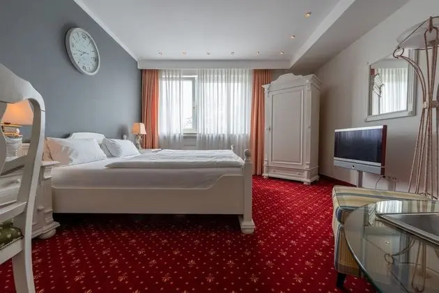 Comfort Tek Büyük Yataklı Oda