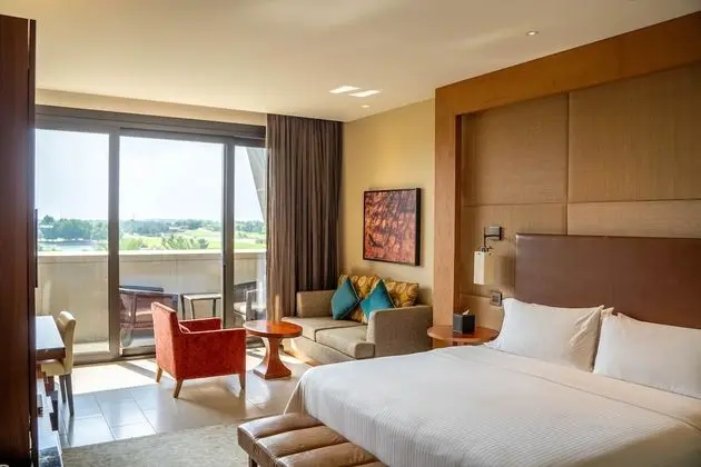 Premium Oda, 1 En Büyük (King) Boy Yatak, Sigara İçilebilir, Golf Manzaralı