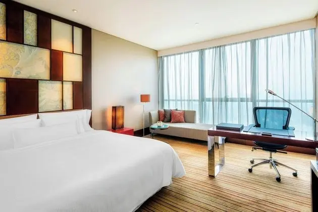 Westin, Premier Oda, 1 En Büyük (King) Boy Yatak, Şehir Manzaralı