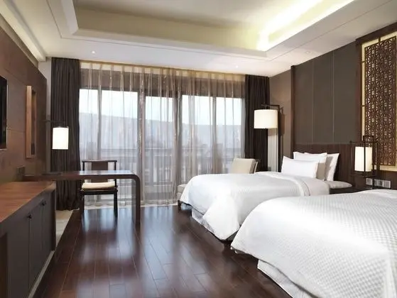 Oda, 2 Çift Kişilik Yatak, Park Manzaralı