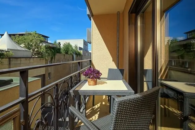 Deluxe Oda, 1 En Büyük (King) Boy Yatak, Balkon