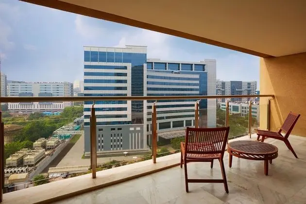 Executive Oda, 2 Tek Kişilik Yatak, Sigara İçilmez, Balkon