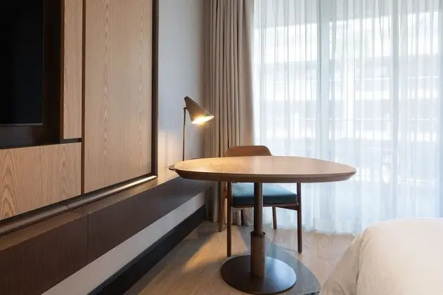 Deluxe Room, 1 King Bed, Terrace, Courtyard View