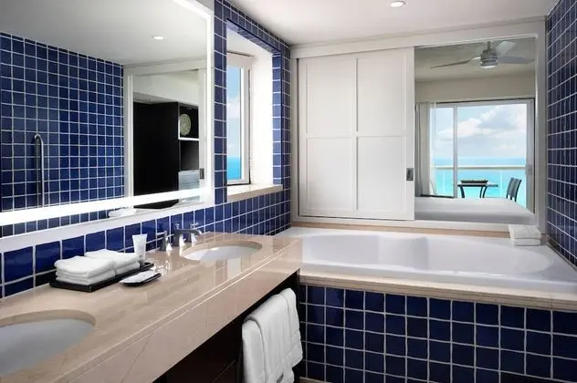 Villa, 2 Bedrooms, 1 King, 1 Queen, Sofa beds, Ocean View, Balcony, Whirlpool (E)