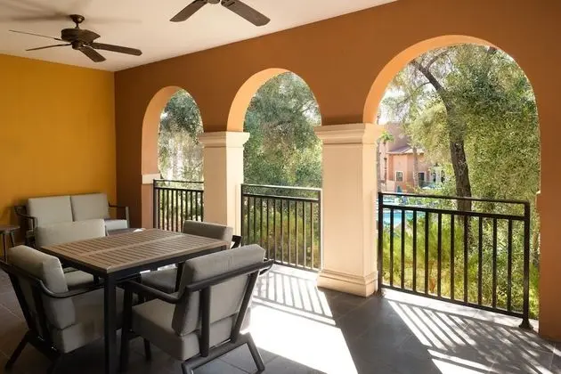 Villa, 1 Yatak Odası, Havuz Manzaralı