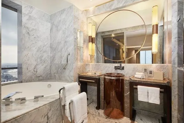 Oda, 2 Tek Kişilik Yatak, Sigara İçilebilir, Şehir Manzaralı