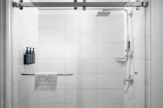 Grand Oda, 1 En Büyük (King) Boy Yatak, Sigara İçilmez, Şehir Manzaralı