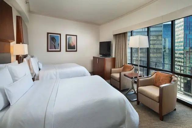 Deluxe Oda, 2 Çift Kişilik Yatak, Şehir Manzaralı (Mobility Accessible, Roll-In Shower)