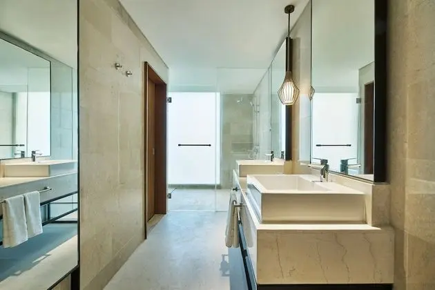 Oda, 1 En Büyük (King) Boy Yatak, Balkon, Havuz Manzaralı