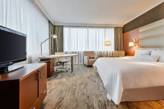 Premium Oda, 1 En Büyük (King) Boy Yatak, Şehir Manzaralı (Lounge access)