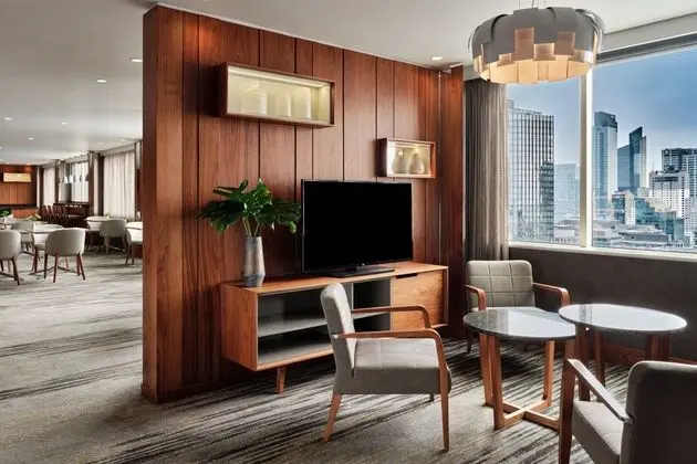 Premium Oda, 1 En Büyük (King) Boy Yatak, Şehir Manzaralı (Lounge access)