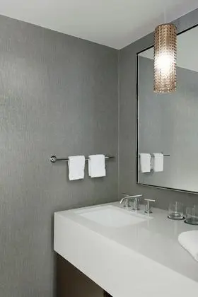 Oda, 2 Çift Kişilik Yatak, Şehir Manzaralı