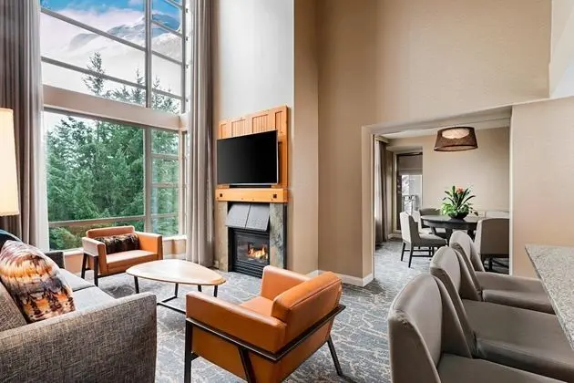 Çatı Katı Süiti (Penthouse), Birden Çok Yatak, Dağ Manzaralı