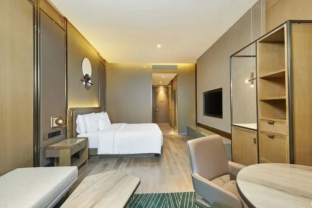 Club Oda, 1 En Büyük (King) Boy Yatak, Şehir Manzaralı