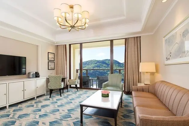 Oda, 2 Tek Kişilik Yatak, Balkon, Dağ Manzaralı