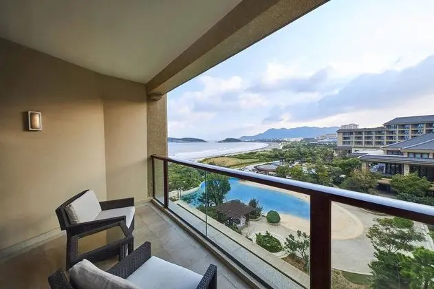 Oda, 2 Tek Kişilik Yatak, Balkon, Kısmi Deniz Manzarası