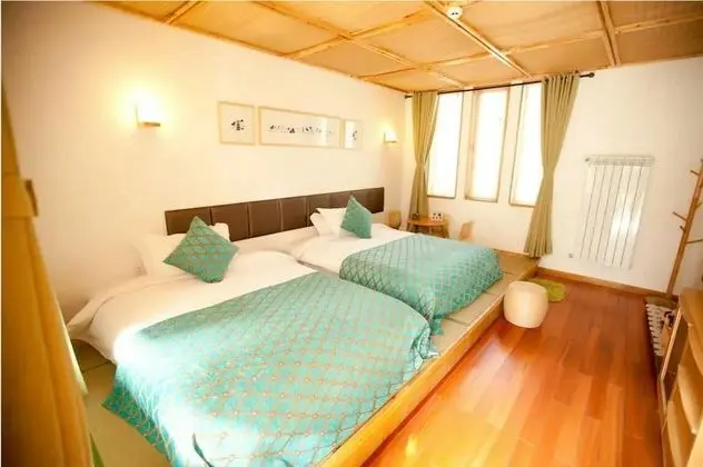 Family Oda, Bahçe Manzaralı