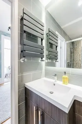 Deluxe Üç Kişilik Oda, Özel Banyo