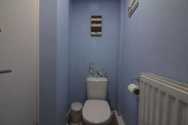 Ev