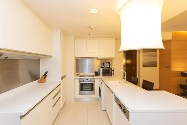 King Studio Apartment