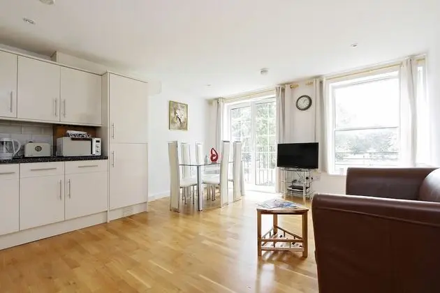 Apart Daire, 2 Yatak Odası, Balkon