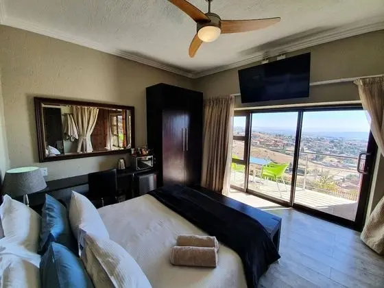 Deluxe Oda, 1 Büyük (Queen) Boy Yatak, Balkon, Dağ Manzaralı