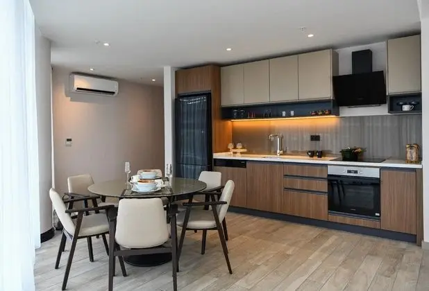 Spacious Dort Odalı Apartment Odası