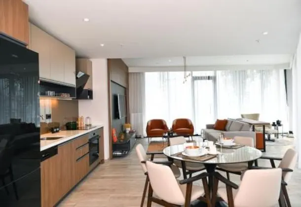 Spacious Uc Odalı Apartment Odası