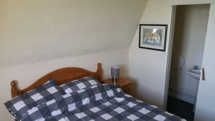 Standard Tek Büyük Yataklı Oda, Banyolu/Duşlu, Deniz Manzaralı