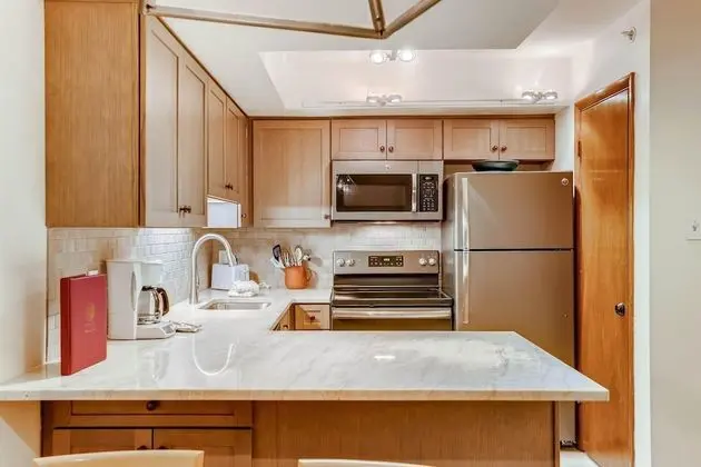 Daire, 1 En Büyük (King) Boy Yatak ve Çekyat (Westwind 109 1BD 1.5BA Gold Condo)