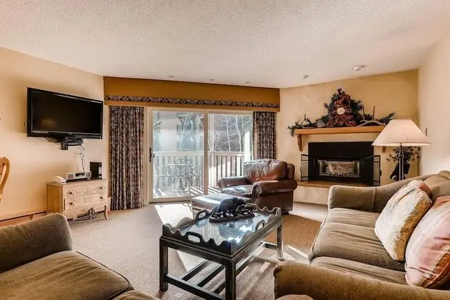 Daire, Birden Çok Yatak (Westwind 306 2BD 2BA condo)