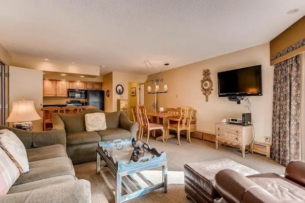 Daire, Birden Çok Yatak (Westwind 306 2BD 2BA condo)