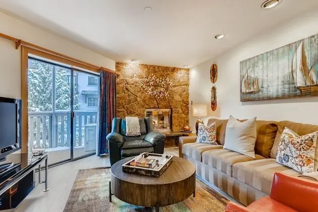 Daire, 1 En Büyük (King) Boy Yatak ve Çekyat (Westwind 308 2BD Gold Condo with A-C)
