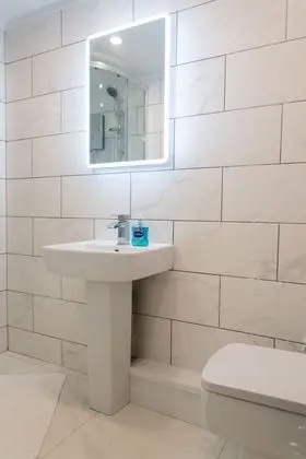 Luxury Apart Daire, Banyolu/Duşlu (1 bedroom Luxury Apartmen)