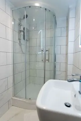 Luxury Apart Daire, Banyolu/Duşlu (1 bedroom Luxury Apartmen)