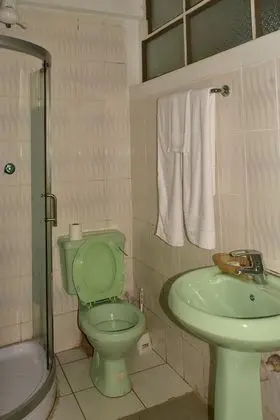Executive Tek Büyük Yataklı Oda