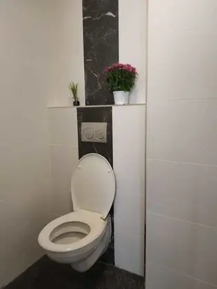 Exclusive Stüdyo Süit