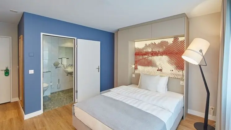 Comfort Tek Büyük Yataklı Oda