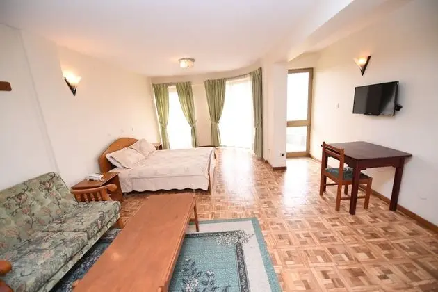 Junior Süit, Şehir Manzaralı