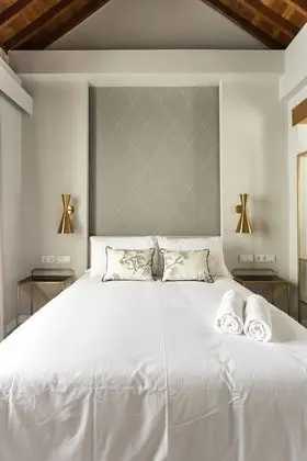 Junior Tek Büyük Yataklı Oda