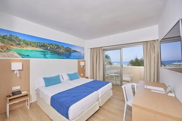 Tek Büyük Yataklı Oda, Balkon, Deniz Manzaralı
