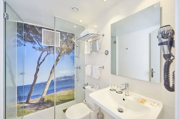 Tek Büyük Yataklı Oda, Balkon, Deniz Manzaralı