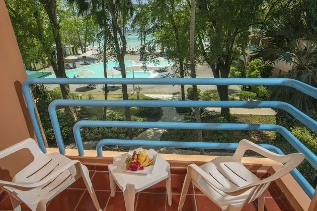 Double with partial sea view